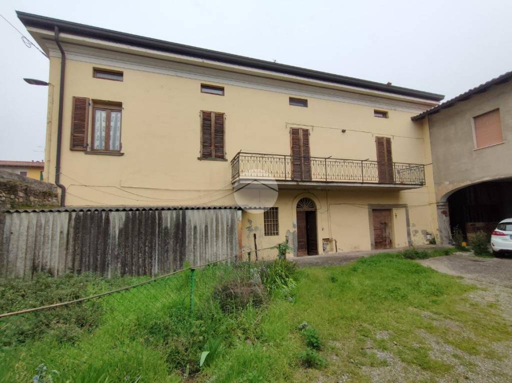 appartamento in vendita ad Adro