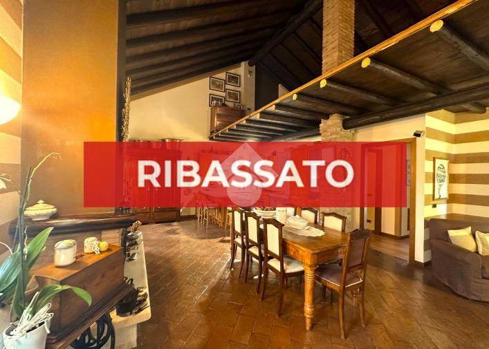 appartamento in vendita ad Adro in zona Torbiato