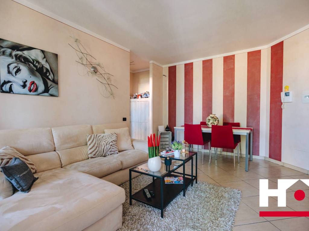 appartamento in vendita ad Adro in zona Torbiato