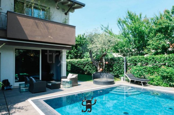 casa indipendente in vendita ad Adro