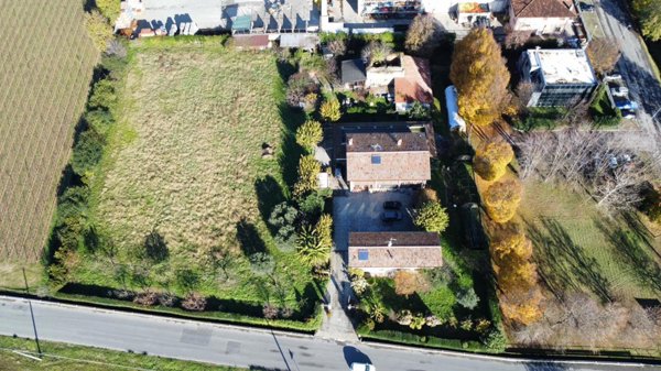 casa indipendente in vendita ad Adro