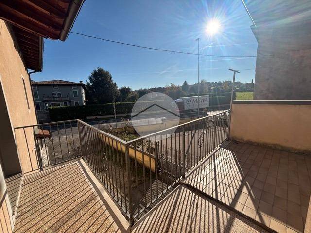 appartamento in vendita ad Adro