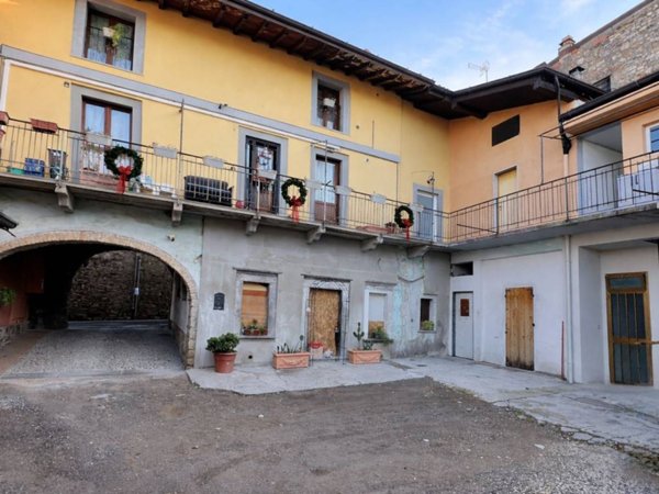 appartamento in vendita ad Adro