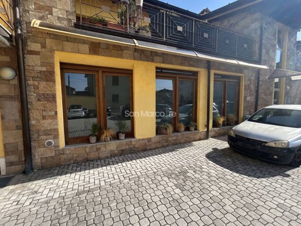 ufficio in vendita ad Adro