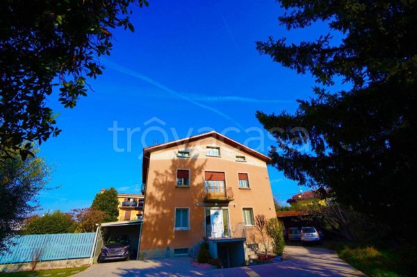 appartamento in vendita ad Adro