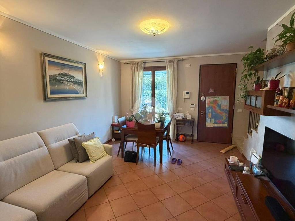 casa indipendente in vendita ad Adro