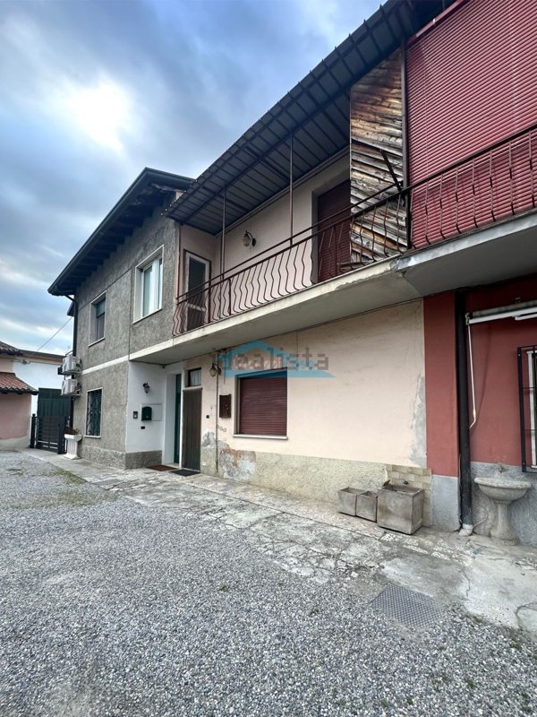 casa semindipendente in vendita ad Adro