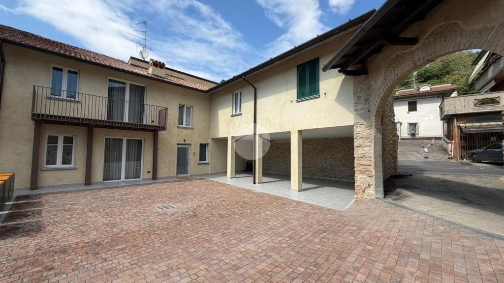 appartamento in vendita ad Adro