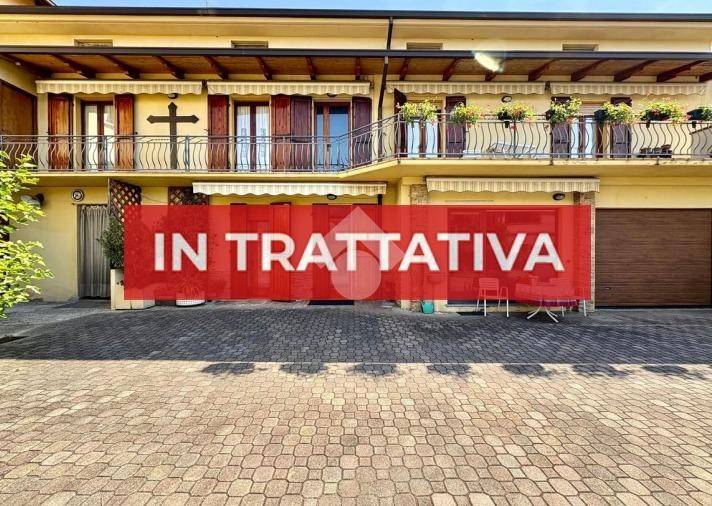 casa indipendente in vendita ad Adro