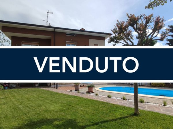 casa indipendente in vendita ad Adro