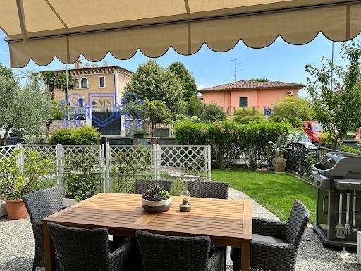 appartamento in vendita ad Adro in zona Torbiato