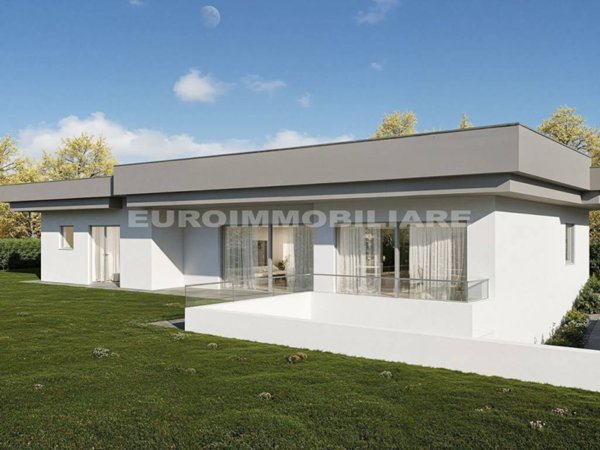 casa indipendente in vendita ad Adro in zona Torbiato