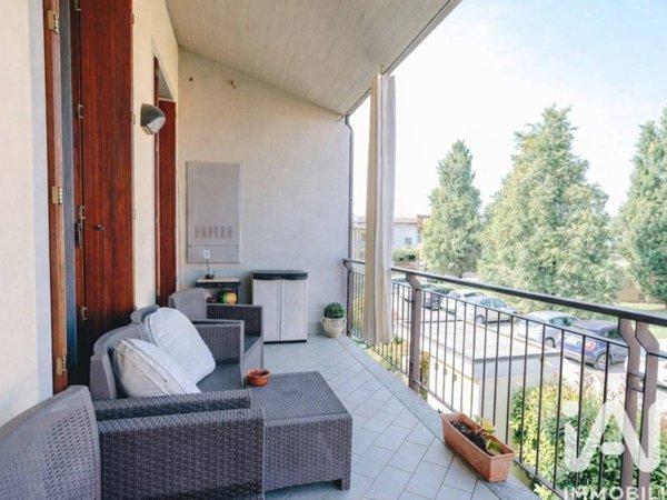 appartamento in vendita ad Adro in zona Torbiato