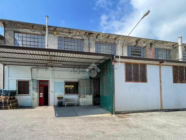 capannone in vendita ad Agnosine