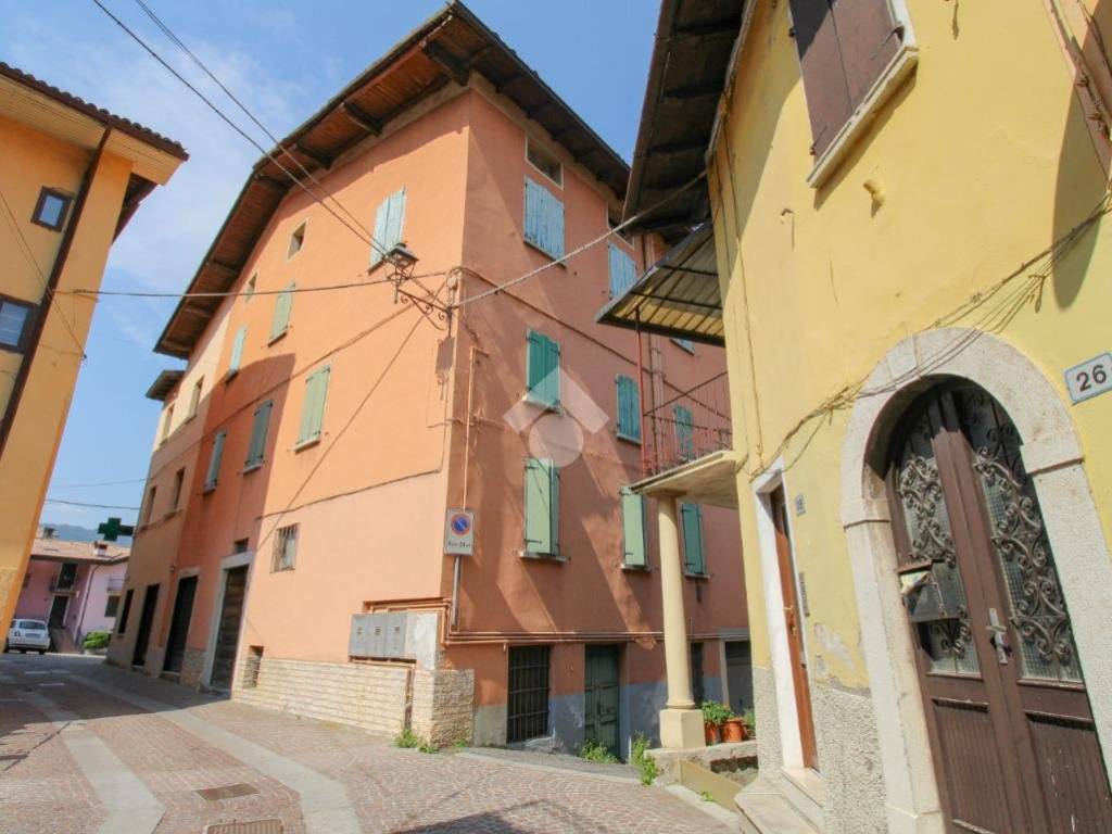 casa indipendente in vendita ad Agnosine