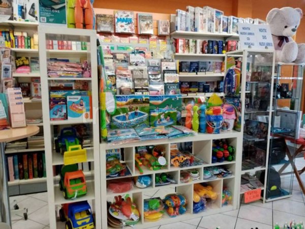 negozio in vendita ad Agnosine