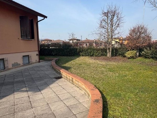 casa indipendente in vendita ad Alfianello