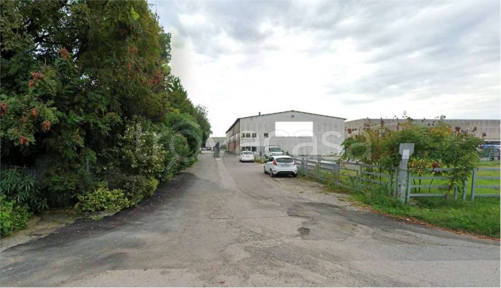 locale commerciale in vendita ad Alfianello