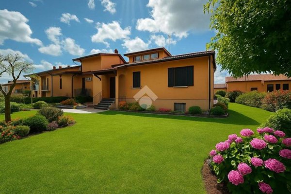 casa indipendente in vendita ad Alfianello