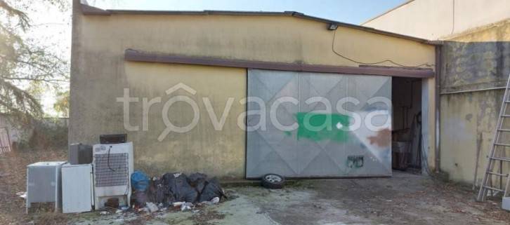 locale commerciale in vendita ad Alfianello