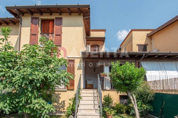 casa indipendente in vendita ad Alfianello