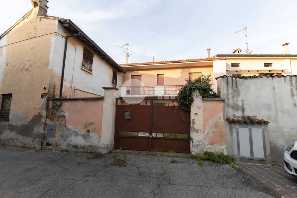 casa indipendente in vendita ad Alfianello