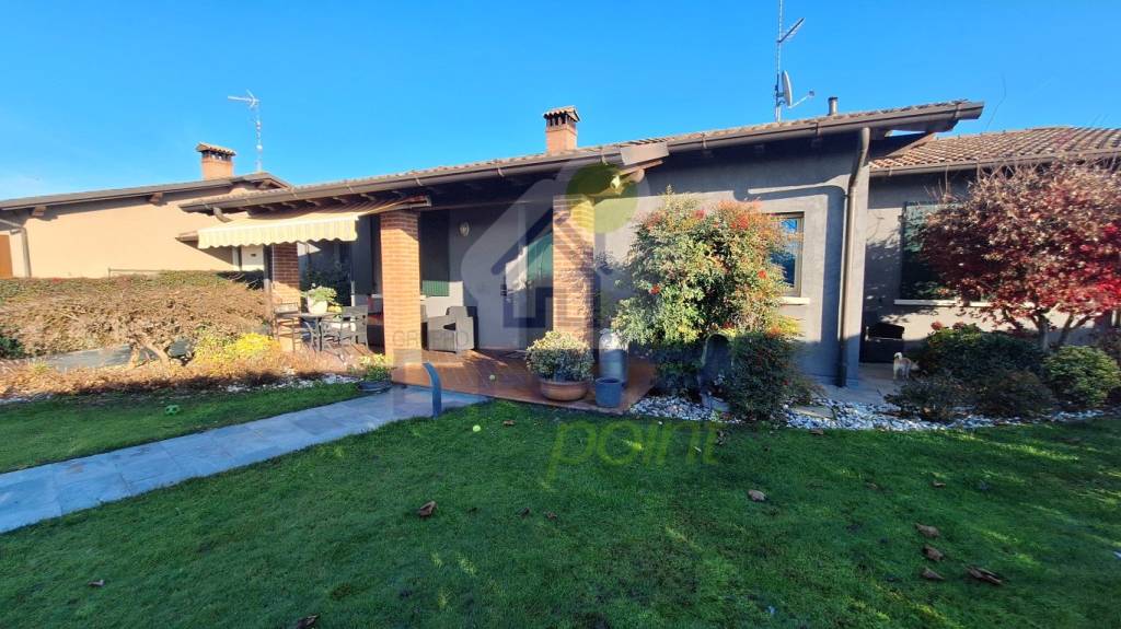 casa indipendente in vendita ad Alfianello