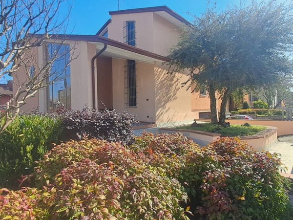 casa indipendente in vendita ad Alfianello