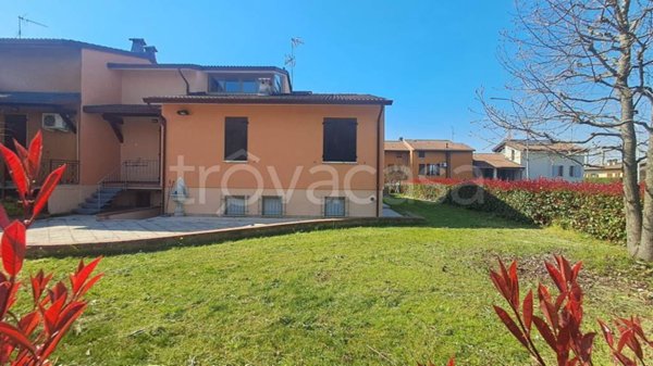 casa indipendente in vendita ad Alfianello