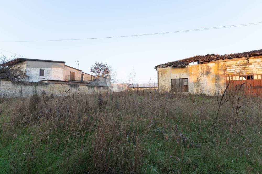 locale di sgombero in vendita ad Alfianello