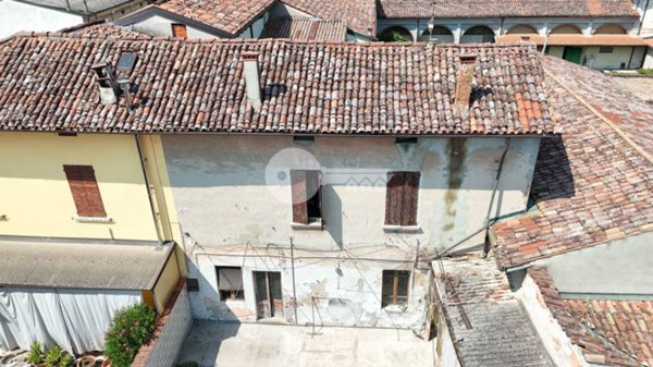 casa indipendente in vendita ad Alfianello