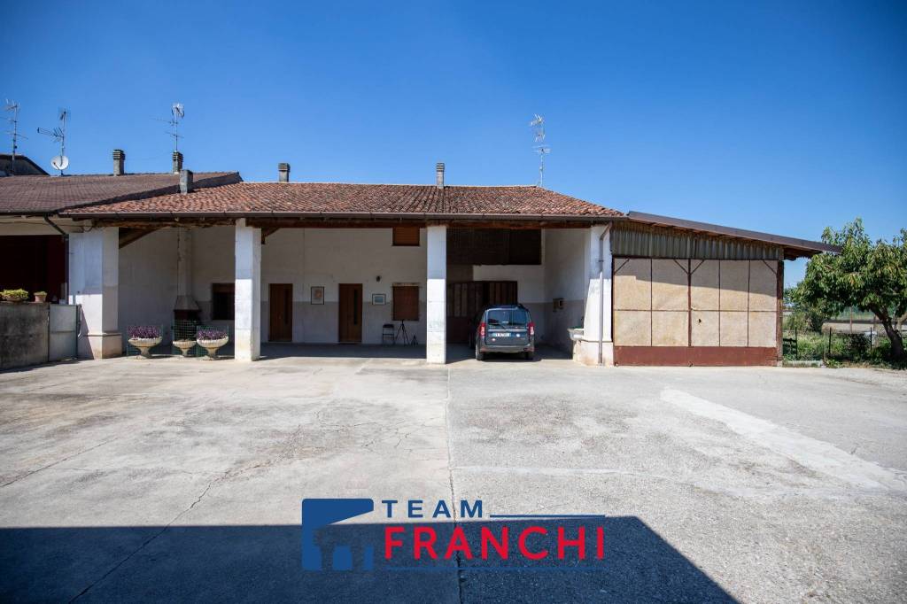 casa indipendente in vendita ad Alfianello