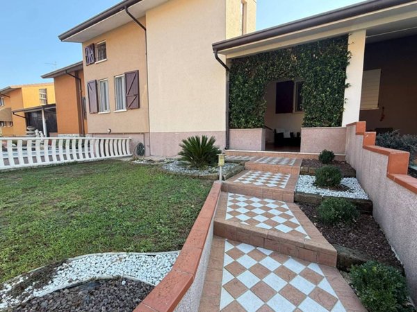casa indipendente in vendita ad Alfianello