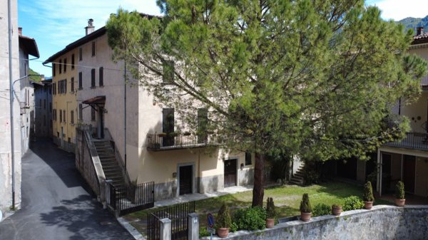 casa indipendente in vendita ad Anfo