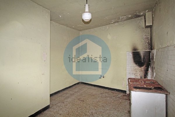 casa indipendente in vendita ad Angolo Terme in zona Mazzunno