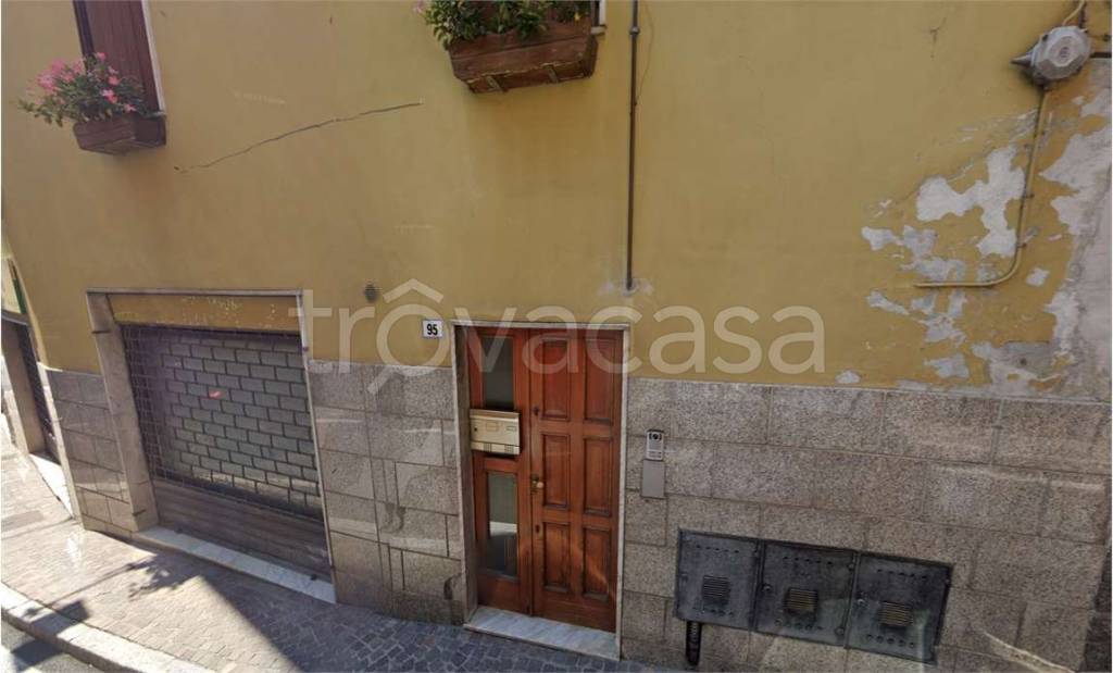 appartamento in vendita ad Angolo Terme