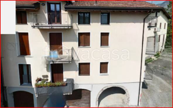 appartamento in vendita ad Angolo Terme
