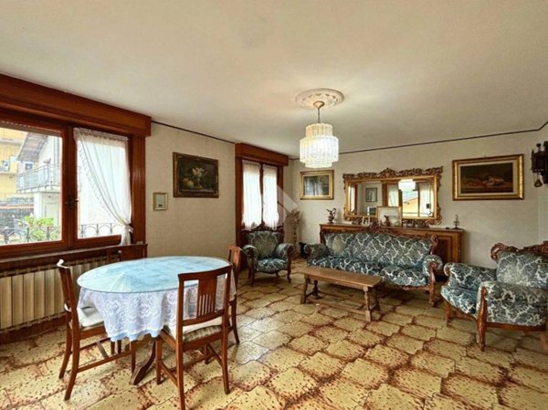 appartamento in vendita ad Angolo Terme