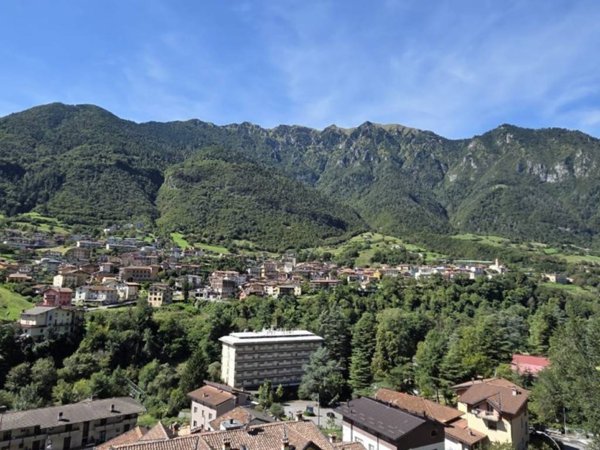 appartamento in vendita ad Angolo Terme in zona Mazzunno