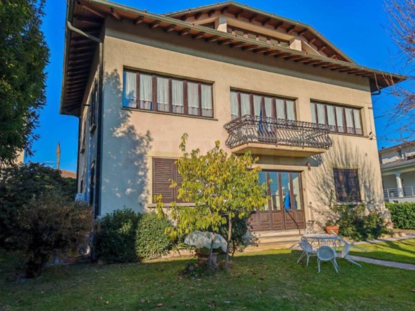 casa indipendente in vendita ad Angolo Terme