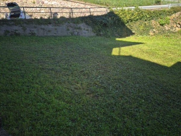 casa indipendente in vendita ad Angolo Terme in zona Anfurro