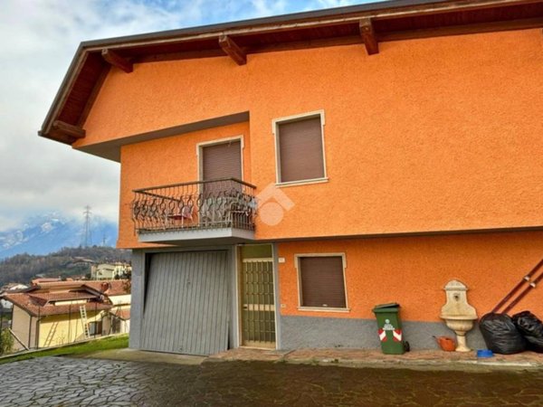casa indipendente in vendita ad Angolo Terme