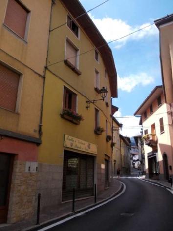 appartamento in vendita ad Angolo Terme