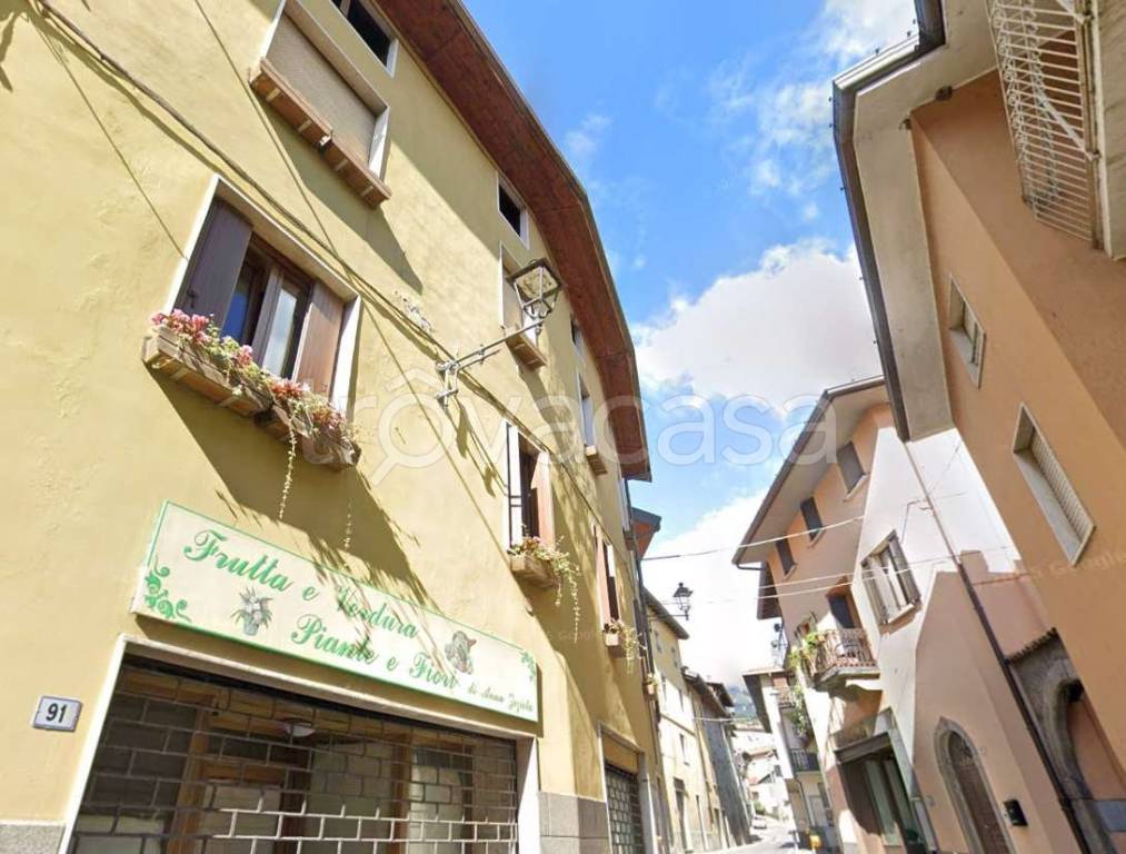 appartamento in vendita ad Angolo Terme