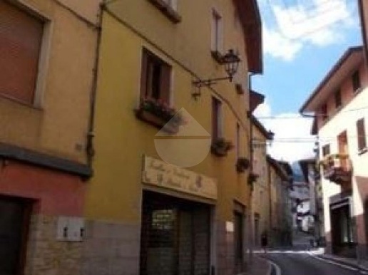 appartamento in vendita ad Angolo Terme