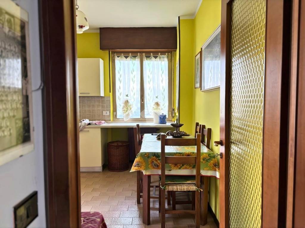 casa indipendente in vendita ad Angolo Terme