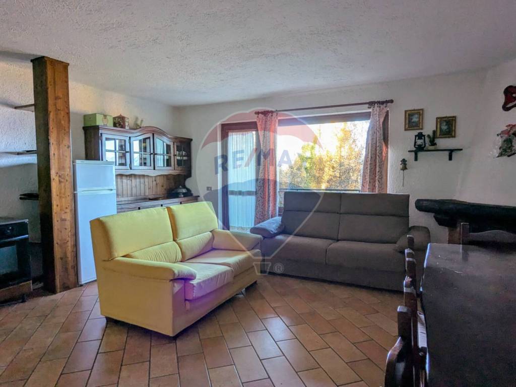 appartamento in vendita ad Artogne in zona Montecampione
