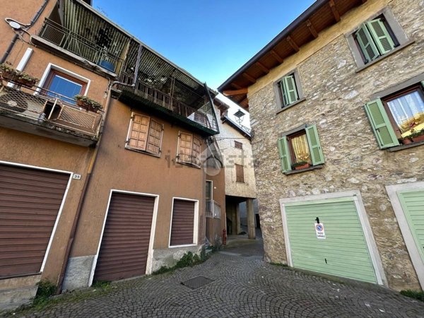 esavano in vendita ad Artogne