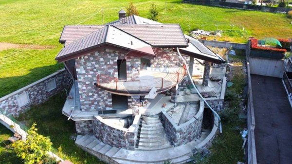 casa indipendente in vendita ad Artogne