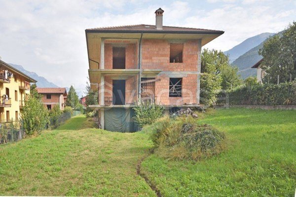 casa indipendente in vendita ad Artogne